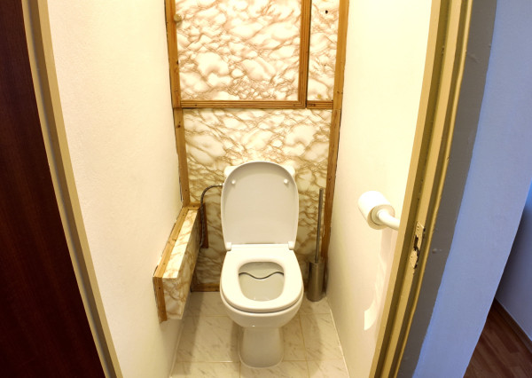 RealityDS – PREDAJ slnečného 2-izbového bytu s balkónom, Bratislava – Dúbravka