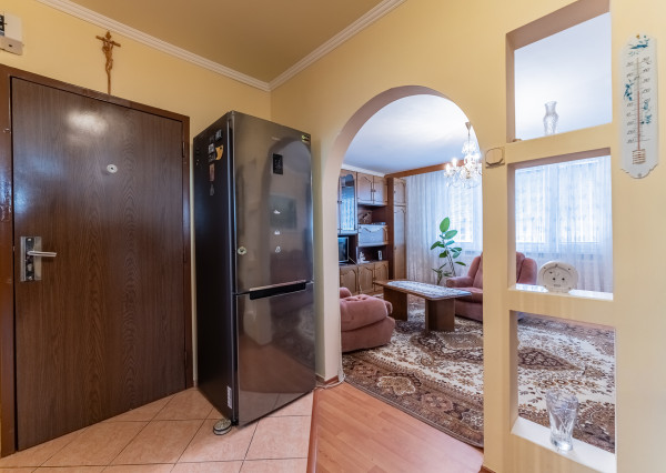 RealityDS  - Predaj kompletne zariadeného 3 izb. bytu so zasklenou loggiou,  70 m2, Hlavná ulica