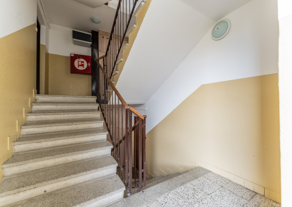 RealityDS  - Predaj kompletne zariadeného 3 izb. bytu so zasklenou loggiou,  70 m2, Hlavná ulica