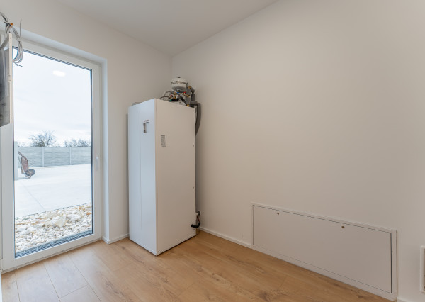 RealityDS - Predaj modernej,  nízkoenergetickej novostavby v súkromnej ulici, Veľké Blahovo