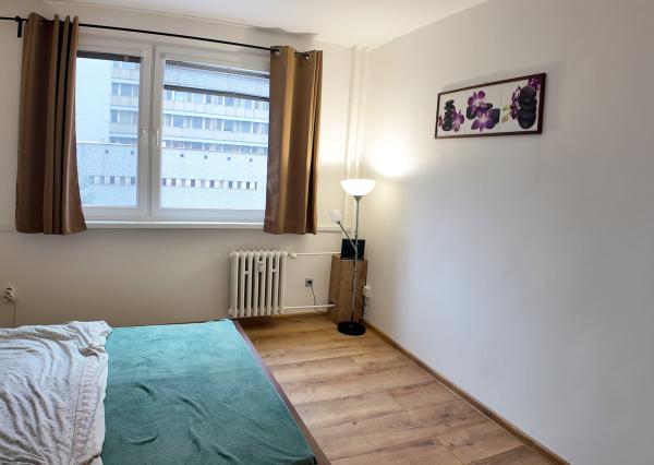 RealityDS - PREDAJ slnečného 2 izbového bytu po čiastočnej rekonštrukcií, Bratislava - Dúbravka