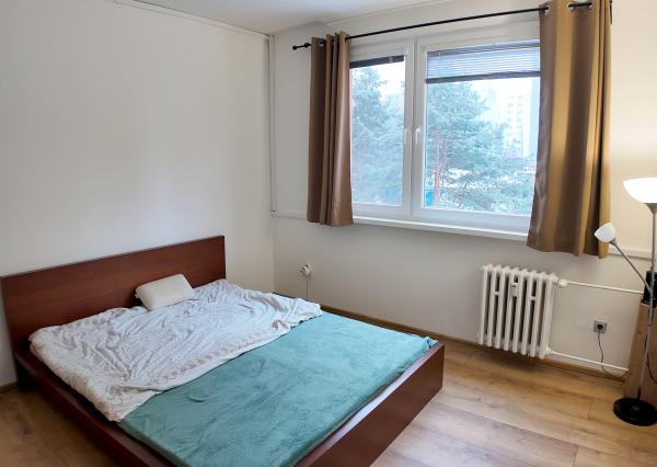 RealityDS - PREDAJ slnečného 2 izbového bytu po čiastočnej rekonštrukcií, Bratislava - Dúbravka