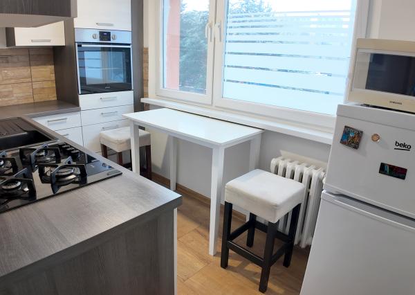 RealityDS - PREDAJ slnečného 2 izbového bytu po čiastočnej rekonštrukcií, Bratislava - Dúbravka