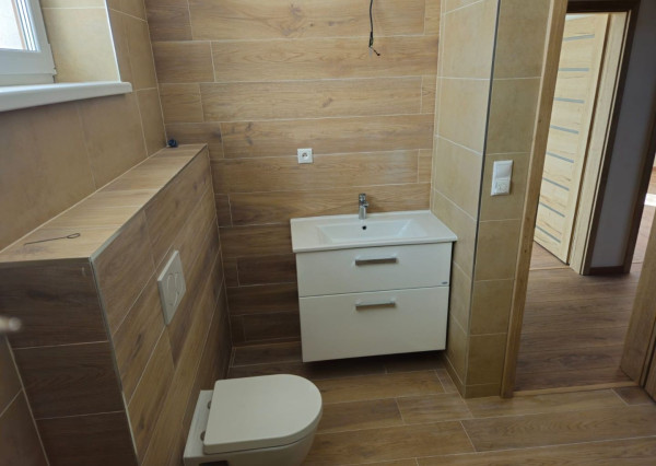 POSLEDNÝ DOSTUPNÝ 4-izbový byt so záhradkou a parkovaním | Bučuháza – Šamorín