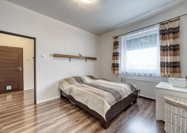 RealityDS - PREDAJ dvojgeneračného, 5 izbového domu po kompletnej rekonštrukcií, Vydrany