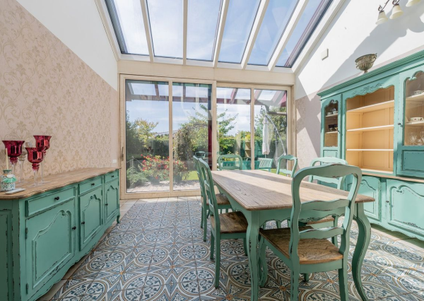 RealityDS - Nadštandardná nízkoenergetická vila v Šamoríne na PREDAJ: Moderná architektúra a špičkové technológie