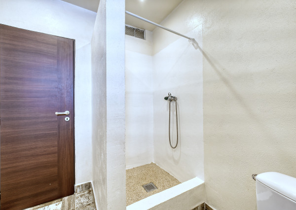 RealityDS - PREDAJ Veľkorysého 5-izbového rodinného domu po kompletnej rekonštrukcii: Váš nový domov vo Vydranoch