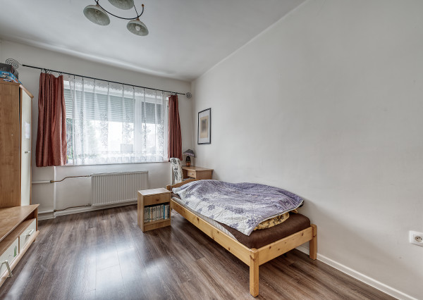 RealityDS - PREDAJ Veľkorysého 5-izbového rodinného domu po kompletnej rekonštrukcii: Váš nový domov vo Vydranoch