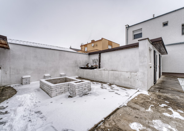 RealityDS - PREDAJ Veľkorysého 5-izbového rodinného domu po kompletnej rekonštrukcii: Váš nový domov vo Vydranoch