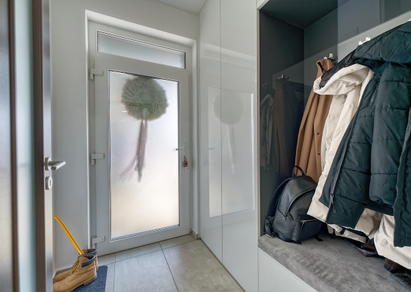 RealityDS – PREDAJ nadštandardnej 4-izbovej novostavby s bazénom a letnou kuchyňou, Orechová Potôň