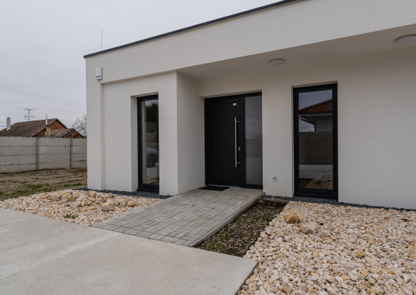 RealityDS - Predaj modernej,  nízkoenergetickej novostavby v súkromnej ulici, Veľké Blahovo