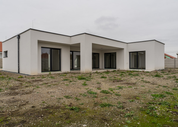 RealityDS - Predaj modernej,  nízkoenergetickej novostavby v súkromnej ulici, Veľké Blahovo