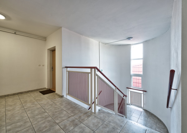 RealityDS – PRENÁJOM zariadeného 2 izb. bytu s loggiou, 57,40 m2, ul. Agátová, Dúbravka