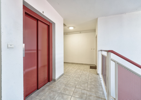 RealityDS – PRENÁJOM zariadeného 2 izb. bytu s loggiou, 57,40 m2, ul. Agátová, Dúbravka