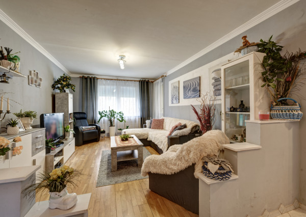 RealityDS - PREDAJ - 3 izb. byt so špajzou a loggiou, 72 m2, Čilistovská ulica