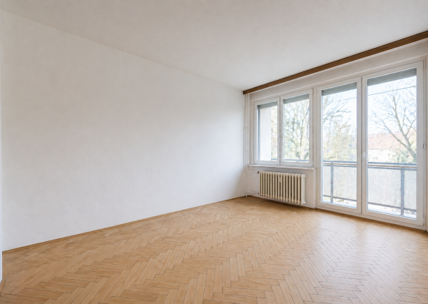 RealityDS - PREDAJ 2-izbového bytu, balkón+loggia, Komárnická | ZNÍŽENÁ CENA 229 000 €