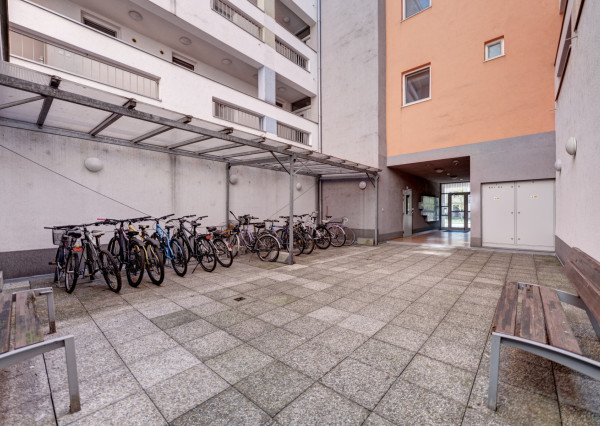 RK - RealityDS – PRENÁJOM čiastočne zariadeného 2 izb. Bytu 55 m2 + garážové státie, Školská ulica