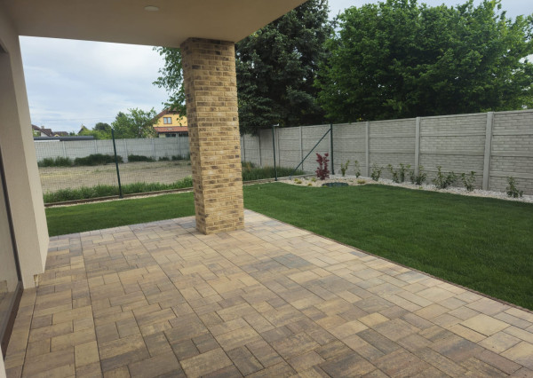 Predaj - 4 izb. NOVOSTAVBA BUNGALOVU  s 3 parkovacími plochami na 5,60 á pozemku, Šamorín
