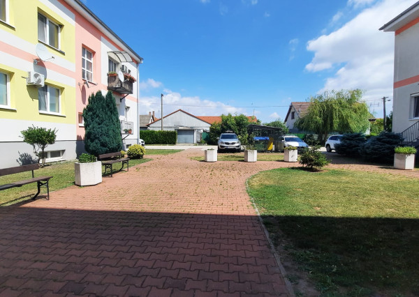 RealityDS - Prenájom prevažne zariadeného 2 izb. bytu v novostavbe, 41,57 m2 + pivnica 10,3 m2 + parkovacie státie, Šamorín