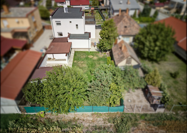 RealityDS - PREDAJ Veľkorysého 5-izbového rodinného domu po kompletnej rekonštrukcii: Váš nový domov vo Vydranoch