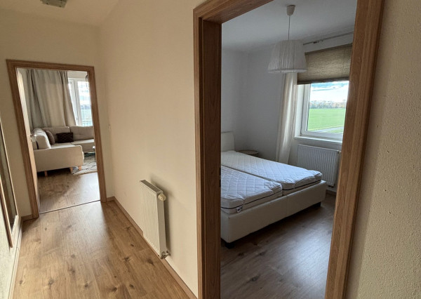 RealityDS - Prenájom 2-izb., kompletne zariadeného bytu v novostavbe,  42m2 +  balkón 8m2 + 1 park. státie, Sídlisko Platan