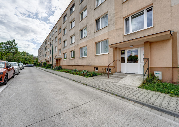 RealityDS -  🏡 2-IZBOVÝ BYT VO VEĽKOSTI 3-IZBOVÉHO? ÁNO – 66 m², BALKÓN A BEZ ĎALŠÍCH INVESTÍCIÍ! Šamorín, Mestský Majer