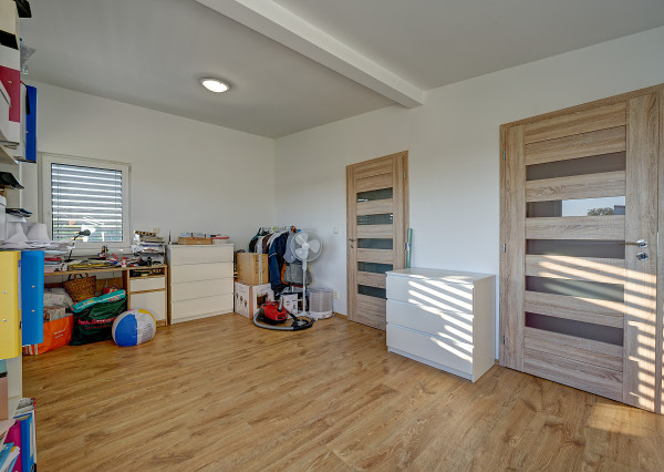 RealityDS – PREDAJ | 5-izbový rodinný dom | pozemok 747 m² | Lehnice – Kolónia