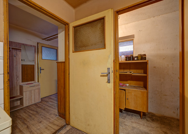 RealityDS – Predaj rodinného domu s garážou, terasou a veľkým pozemkom 1 824 m², Gabčíkovo