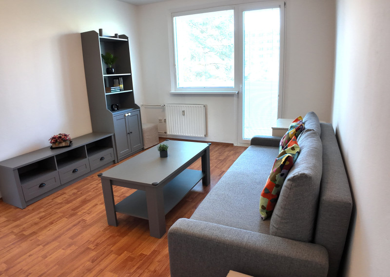 REZERVOVANÉ - RealityDS – PREDAJ slnečného 2-izbového bytu s balkónom, Bratislava – Dúbravka