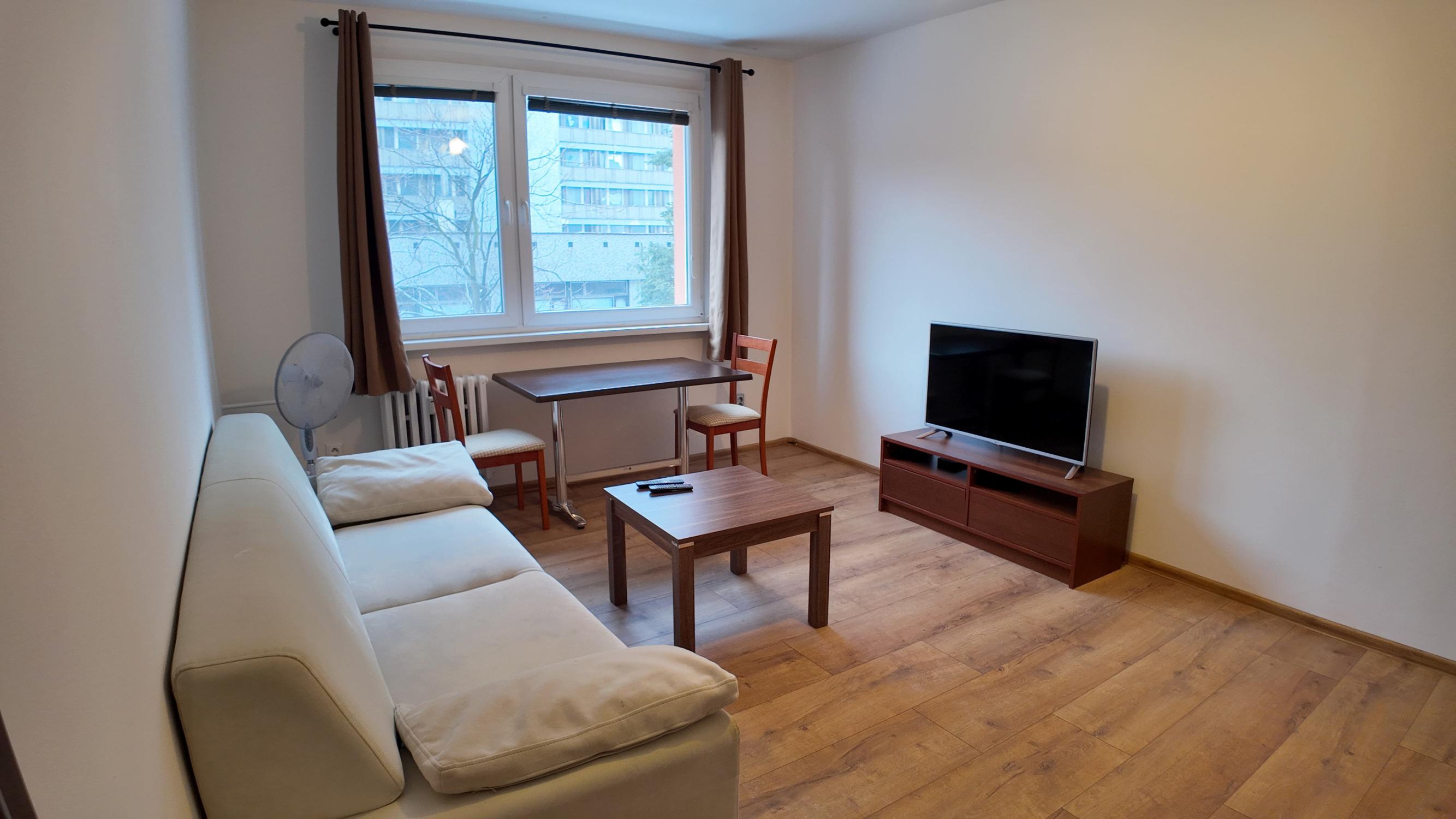 RealityDS - PREDAJ slnečného 2 izbového bytu po čiastočnej rekonštrukcií, Bratislava - Dúbravka