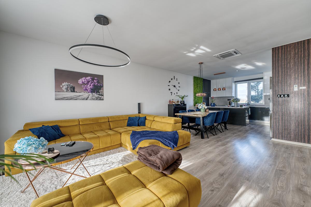 RealityDS – PREDAJ nadštandardnej 4-izbovej novostavby s bazénom a letnou kuchyňou, Orechová Potôň