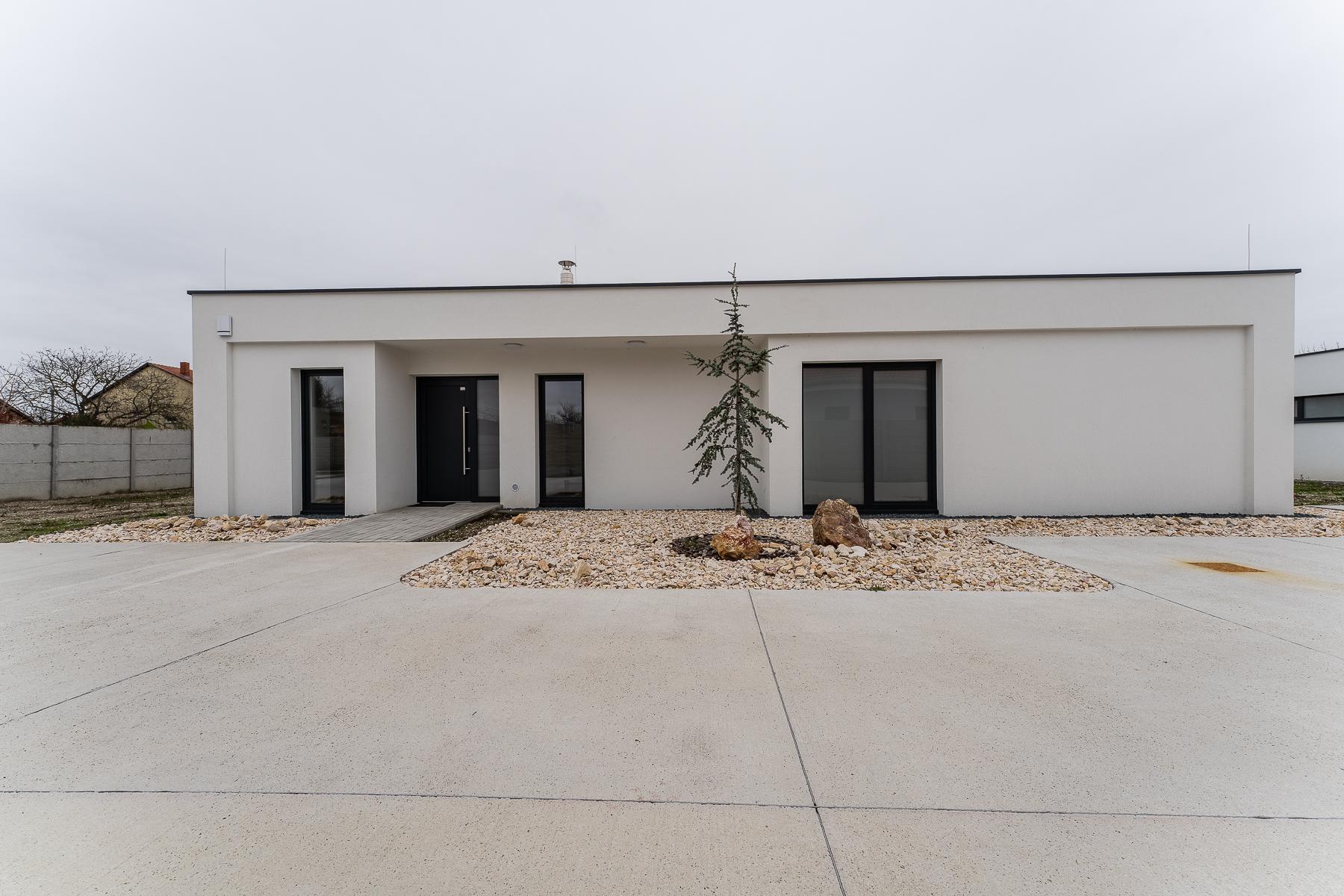 RealityDS - Predaj modernej,  nízkoenergetickej novostavby v súkromnej ulici, Veľké Blahovo