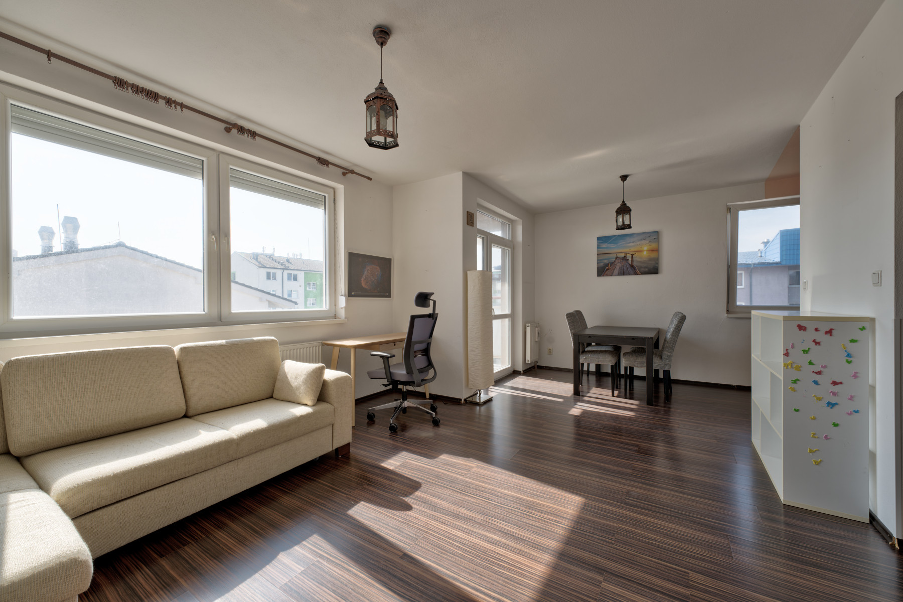 RealityDS – PRENÁJOM zariadeného 2 izb. bytu s loggiou, 57,40 m2, ul. Agátová, Dúbravka