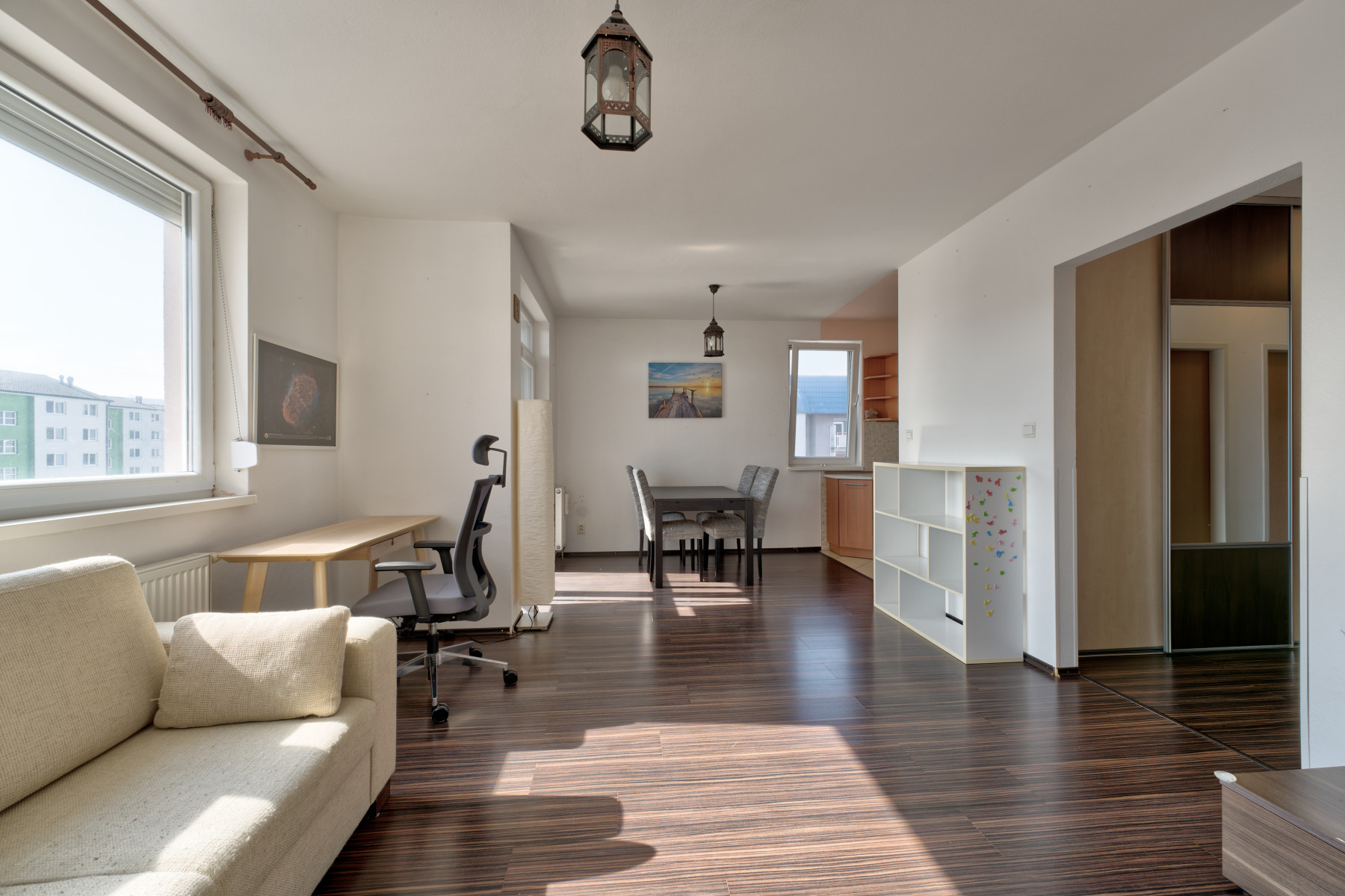 RealityDS – PRENÁJOM zariadeného 2 izb. bytu s loggiou, 57,40 m2, ul. Agátová, Dúbravka