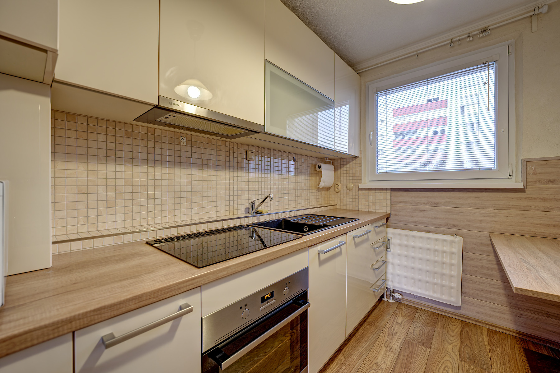 RK RealityDS - PRENÁJOM zariadeného a zrekonštruovaného 3-izb.bytu s loggiou; 74m²; Šamorín - Dunajská ulica