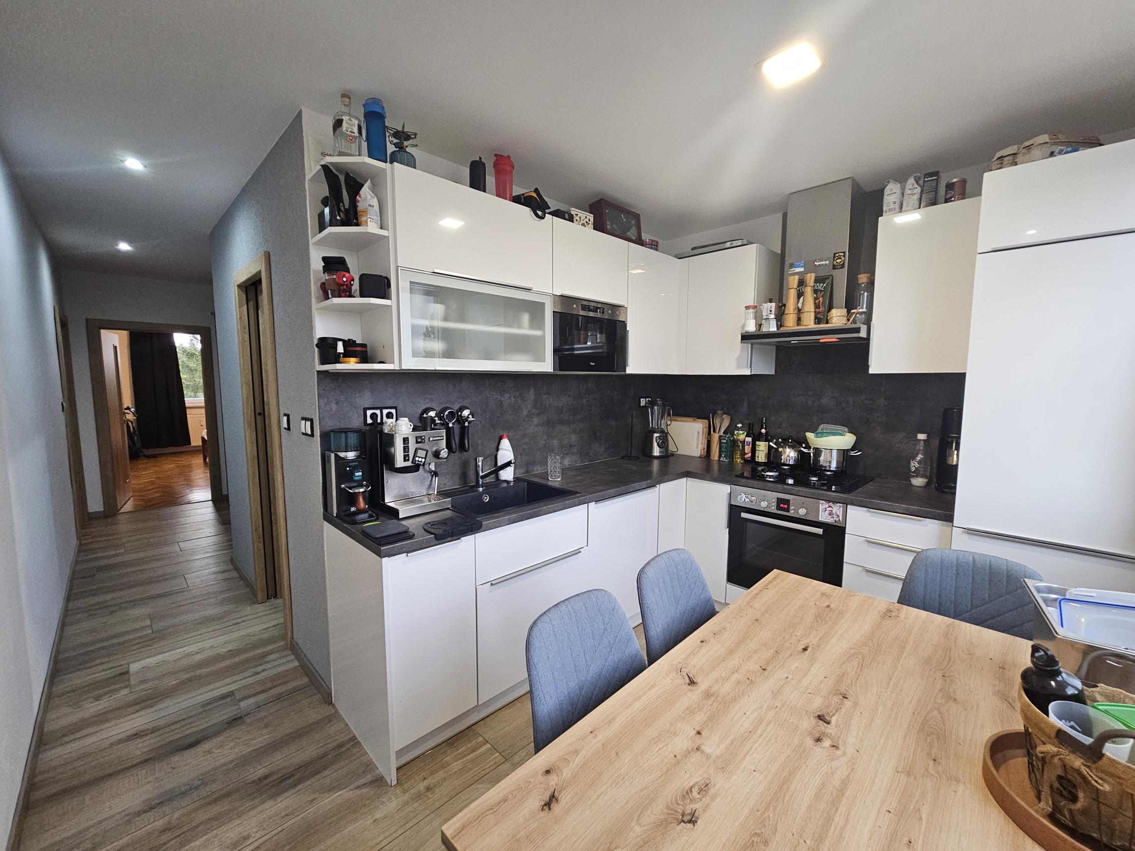 RealityDS -  🏡 2-IZBOVÝ BYT VO VEĽKOSTI 3-IZBOVÉHO? ÁNO – 66 m², BALKÓN A BEZ ĎALŠÍCH INVESTÍCIÍ! Šamorín, Mestský Majer
